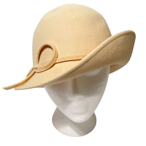 Vintage MARIVA ENGLAND Cloche Felt Hat Cream Color w Decorative Band main image 11